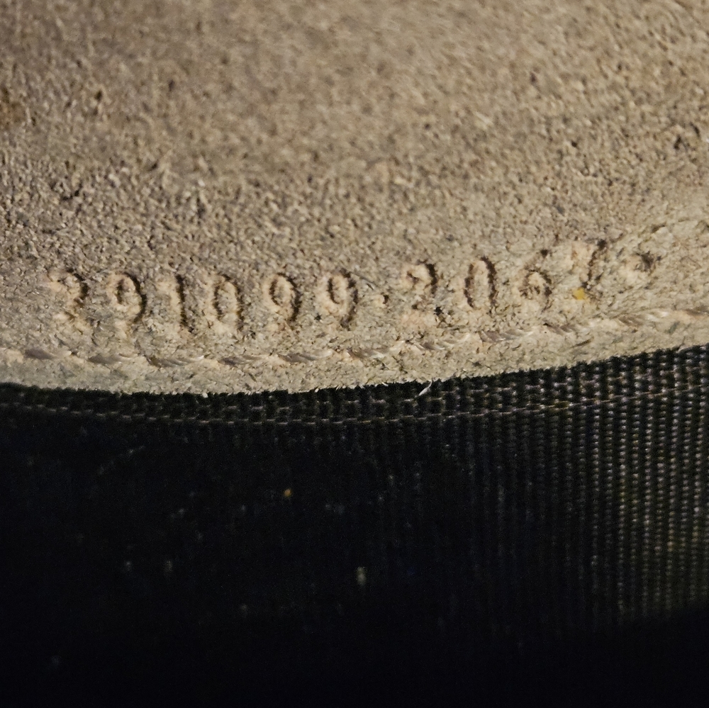 Gucci Wallet - Picture 6 of 11